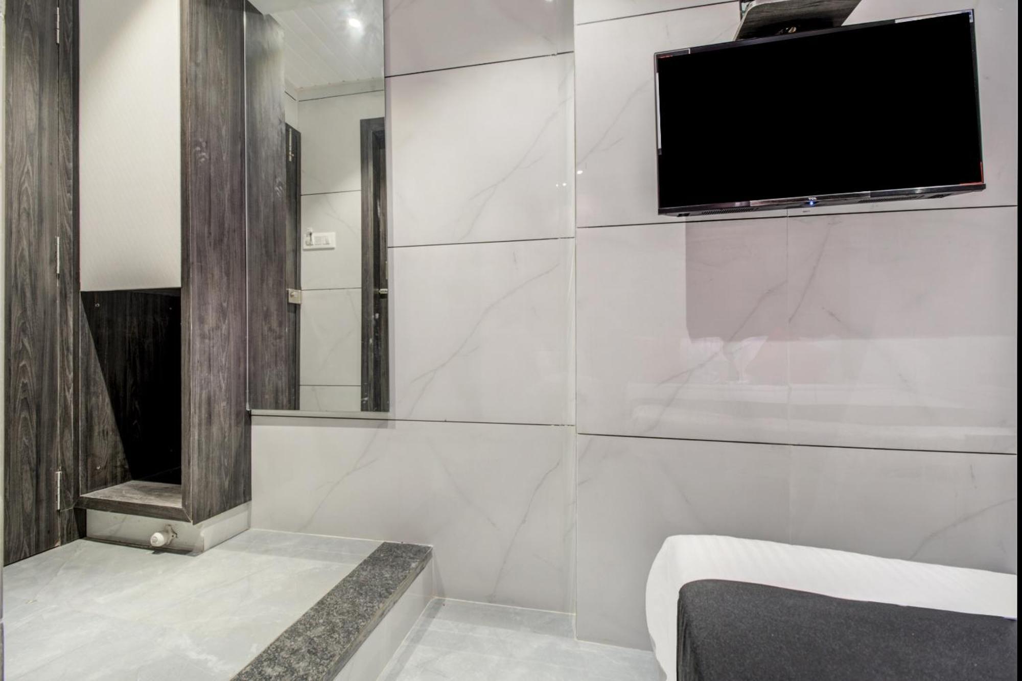 Hotel Spring Residency Βομβάη Εξωτερικό φωτογραφία