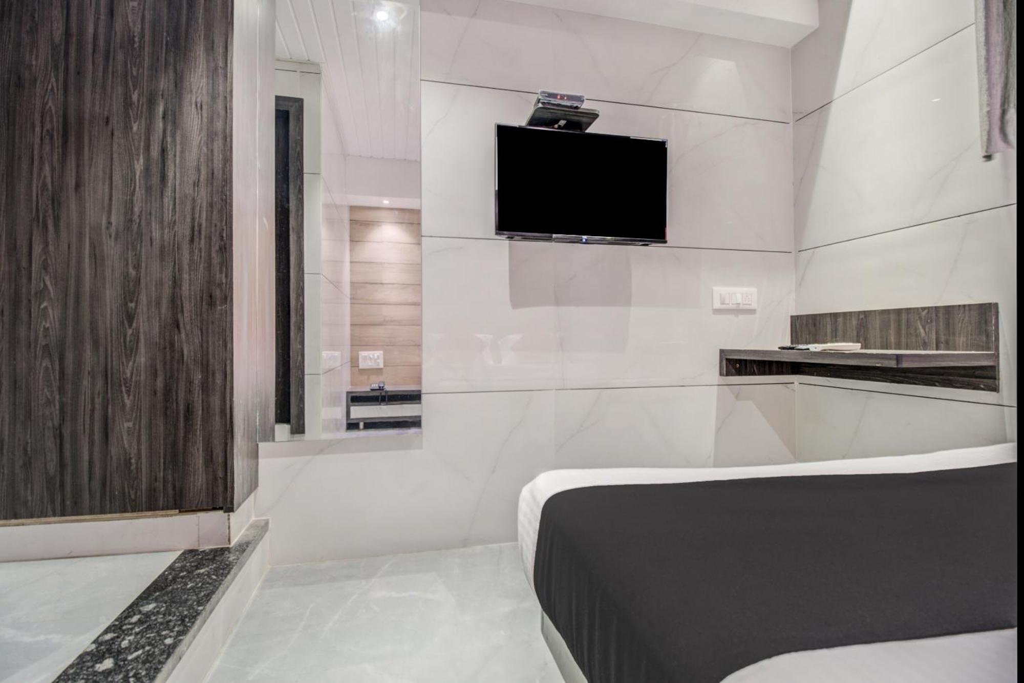 Hotel Spring Residency Βομβάη Εξωτερικό φωτογραφία